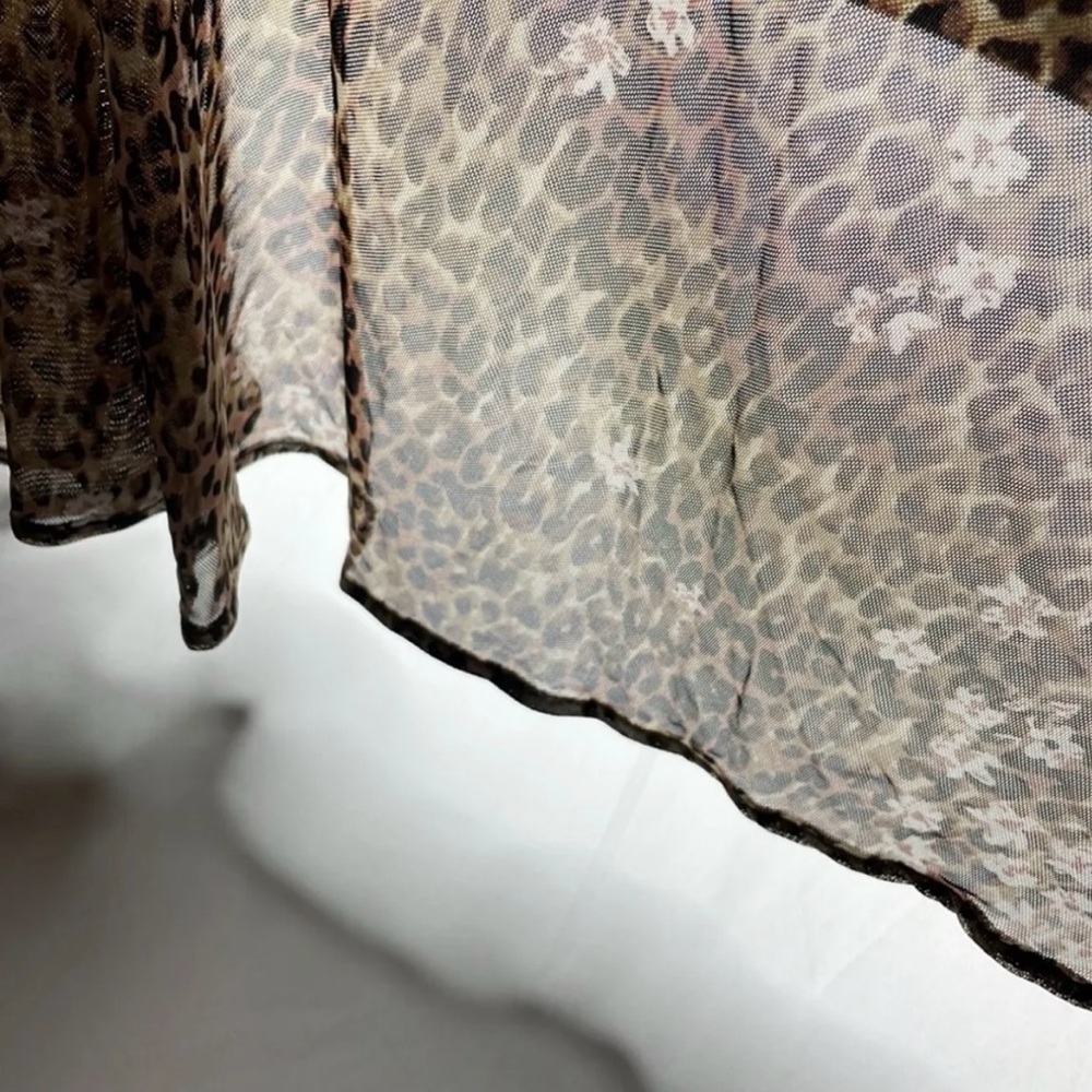 American rag - animal print blouse- size : large - Picture 6 of 6